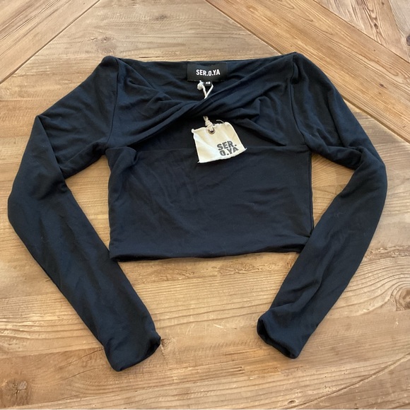 SER.O.YA Black Twist Front Long Sleeve Crop Top NEW - Picture 2 of 4